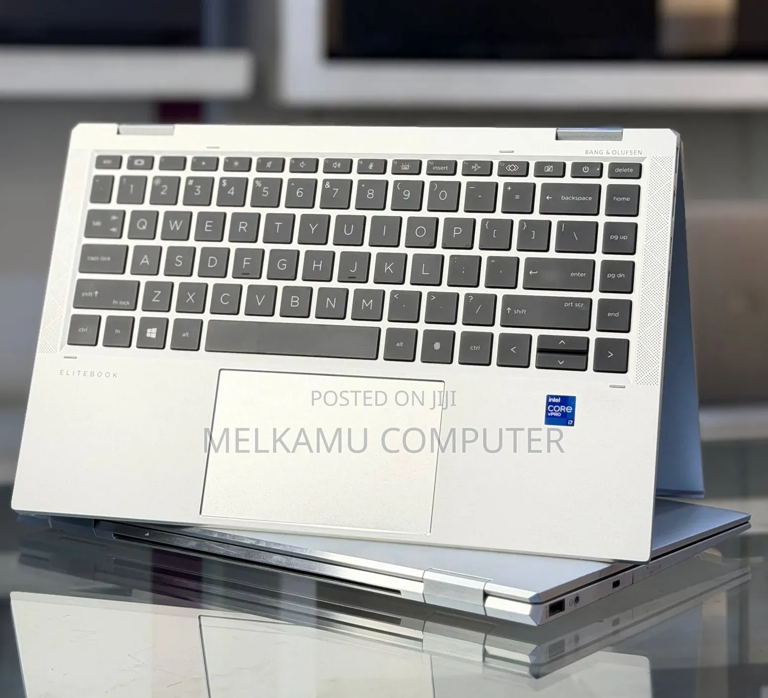 New Laptop HP EliteBook 1040 G8 16GB Intel Core i7 SSD 512GB