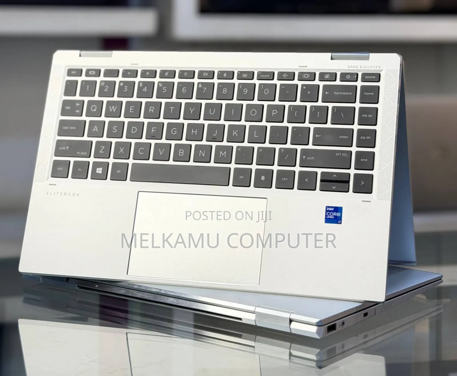 New Laptop HP EliteBook 1040 G8 16GB Intel Core i7 SSD 512GB