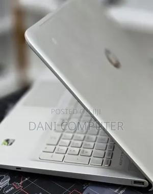 New Laptop HP Envy 15 12GB Intel Core i5 HDD 128GB
