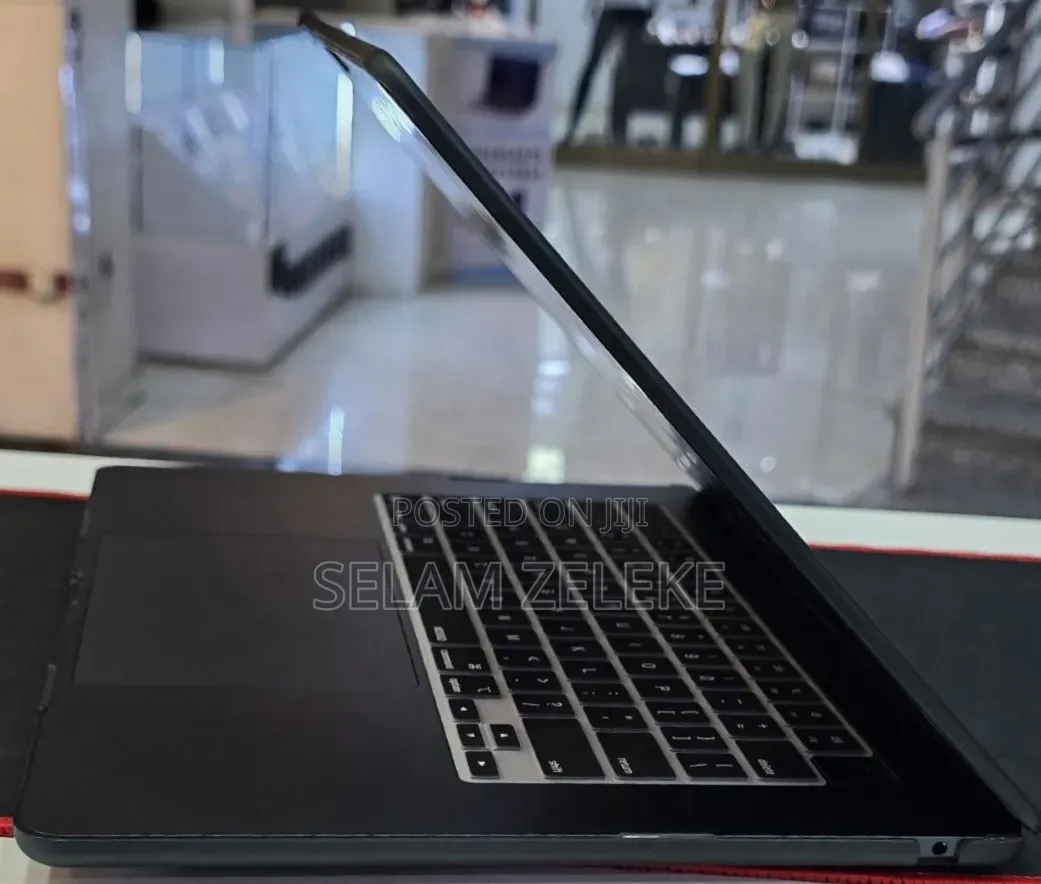 New Laptop Apple MacBook Air 2026 M5 16GB Apple M5 SSD 512GB