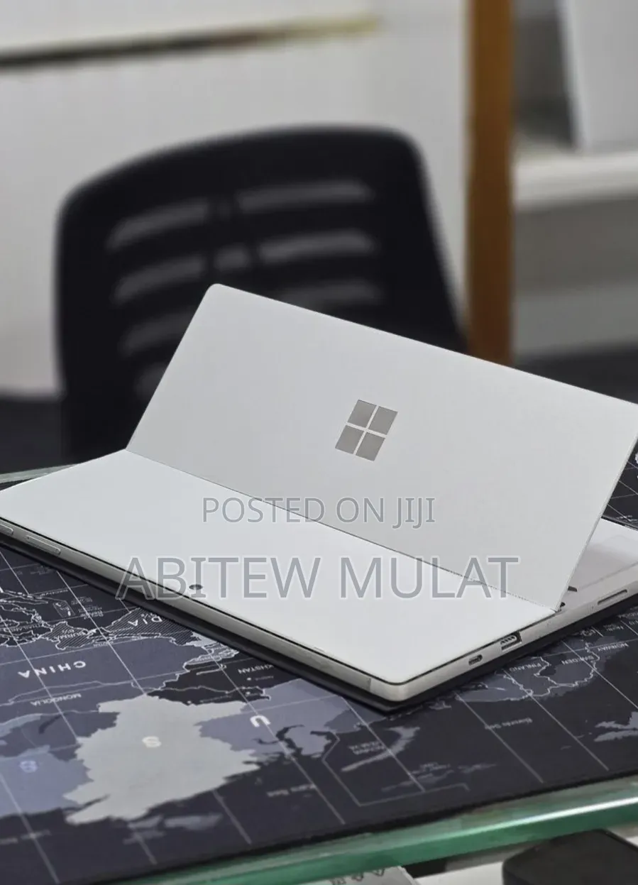 New Laptop Microsoft Surface Pro 7+ 16GB Intel Core i5 SSD 256GB