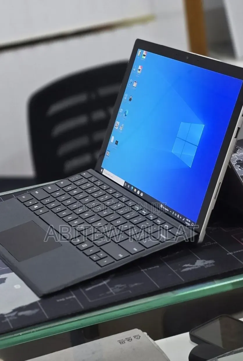 New Laptop Microsoft Surface Pro 7+ 16GB Intel Core i5 SSD 256GB