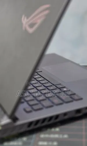 New Laptop Asus ROG Strix G16 16GB Intel Core i9 SSD 1T