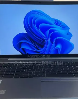 New Laptop HP ZBook 15 16GB Intel Core i7 SSD 512GB