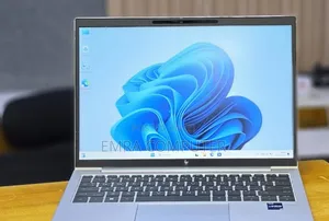 New Laptop HP EliteBook 830 16GB Intel Core i7 SSD 512GB