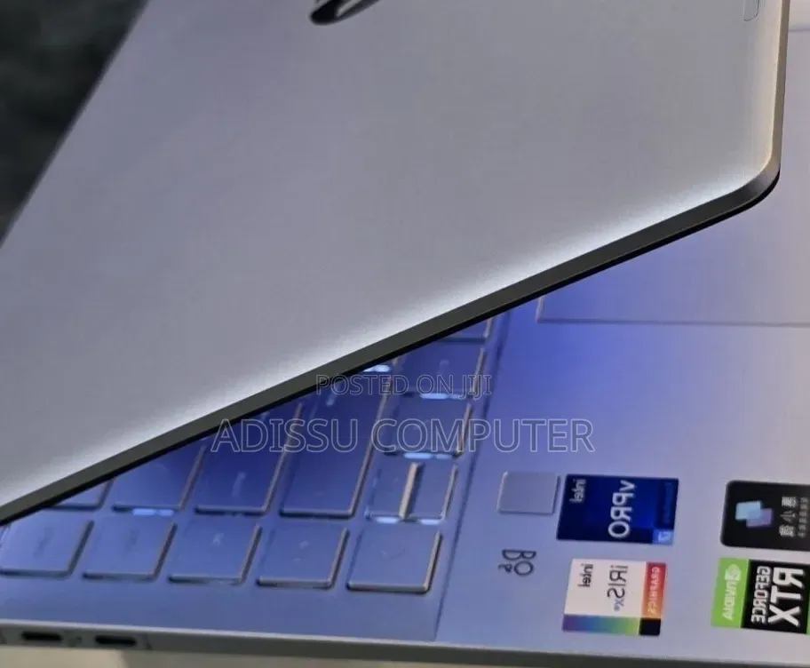 New Laptop HP Pavilion 14 4GB Intel Core i7 SSD 512GB