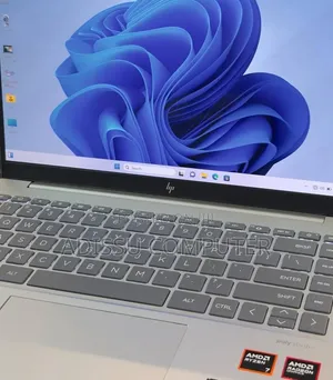 New Laptop HP Pavilion 14 32GB AMD Ryzen 7 SSD 1T