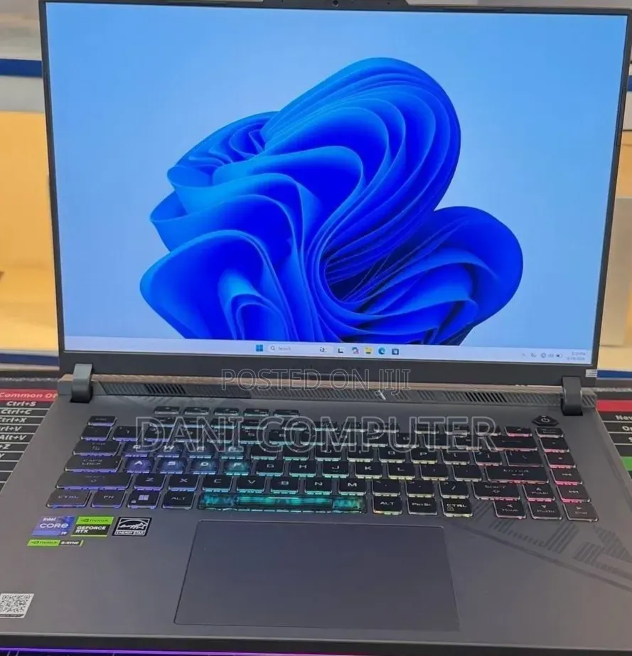 New Laptop Asus ROG Strix G16 G614 16GB Intel Core i9 SSD 1T