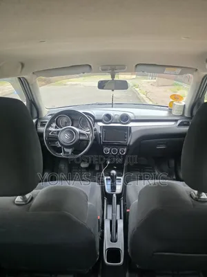 Suzuki Swift 2022 Silver
