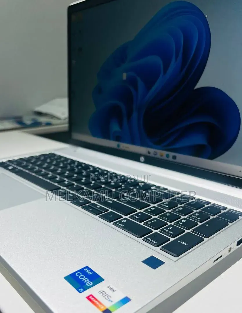 New Laptop HP ProBook 450 G8 16GB Intel Core i5 SSD 512GB