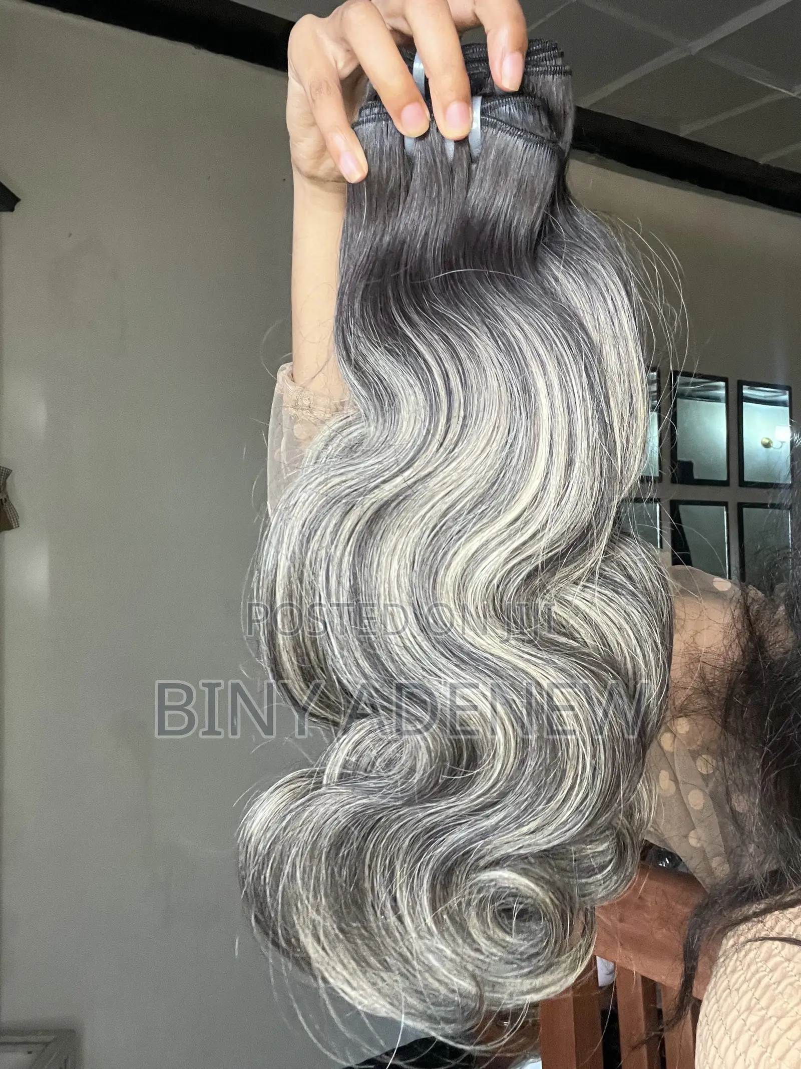 በኦርጅናሉ Human Hair Ash Brown 18 Inch