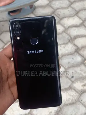 Samsung A10 32 GB Black