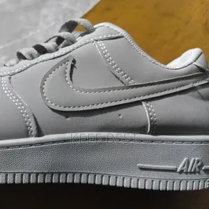 Nike Air Force