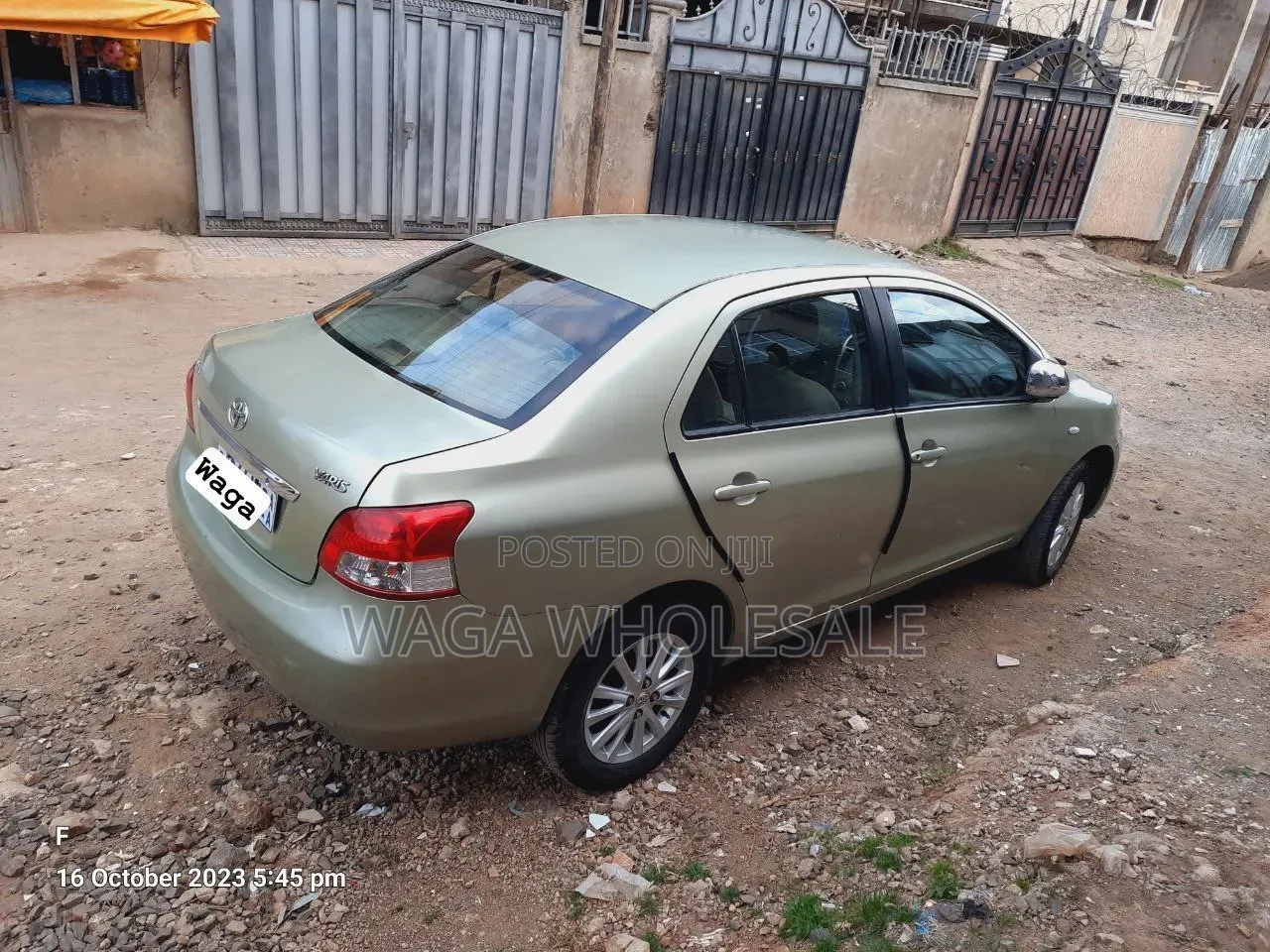 Toyota Yaris 2009 Gold