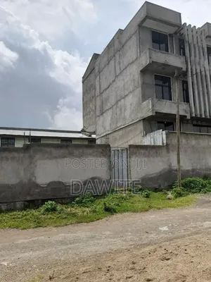 ባዶ መሬት ሽያጭ