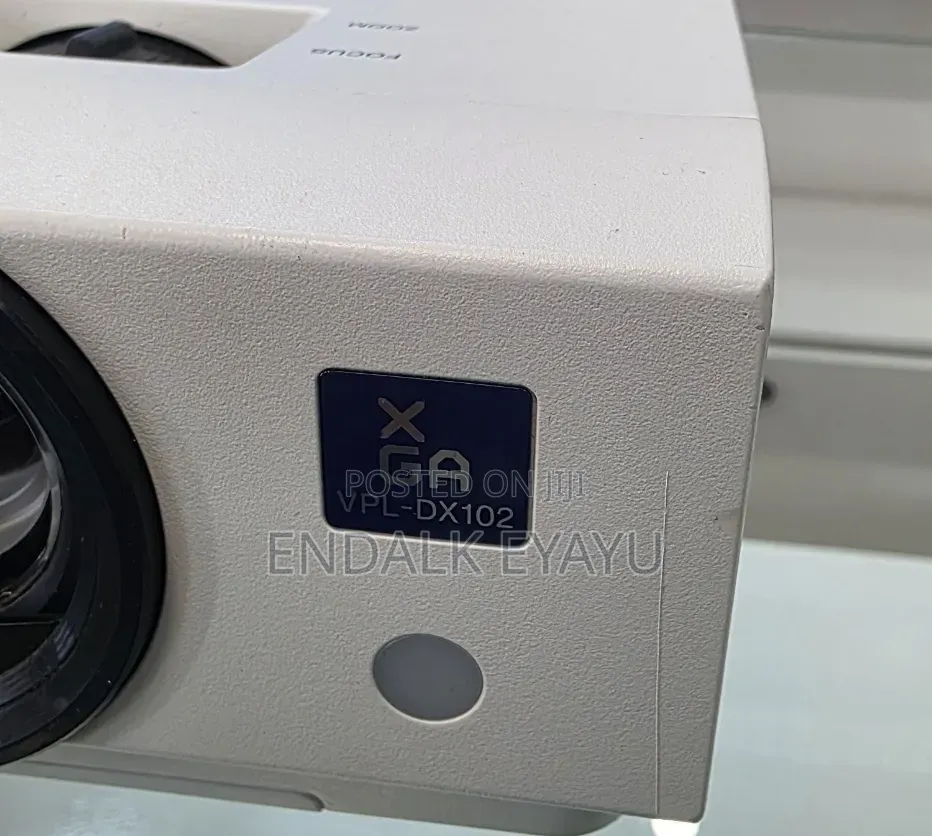 Epson Projector VPL-DX102