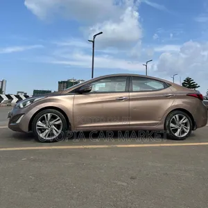 Hyundai Elantra 2015