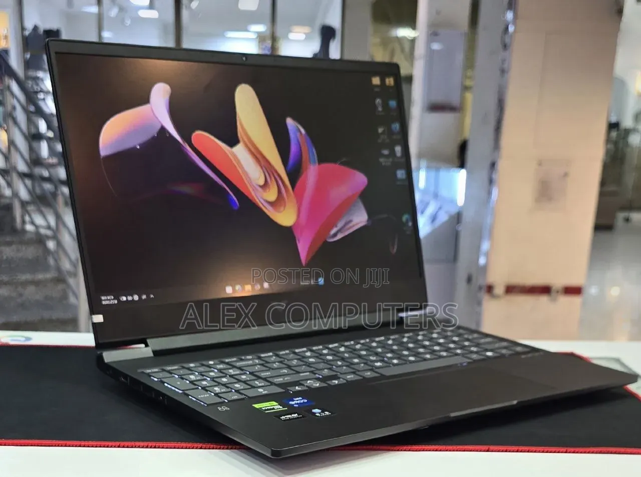 New Laptop HP Victus 16 16GB Intel Core i7 SSD 1T