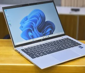 New Laptop HP EliteBook 830 16GB Intel Core i7 SSD 512GB