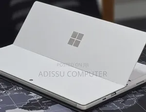 New Laptop Microsoft Surface 16GB Intel Core i5 SSD 256GB