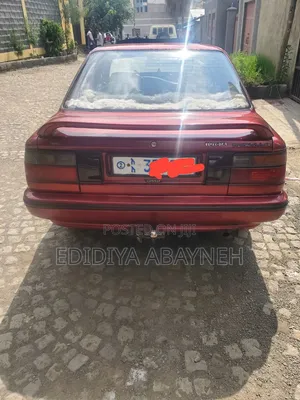 Toyota bB 1992 Red