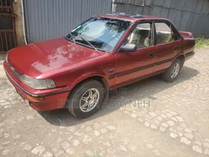 Toyota bB 1992 Red