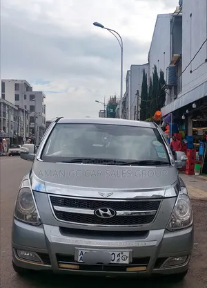 Hyundai Starex 2015 White