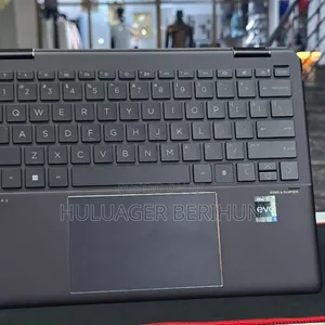 New Laptop HP Spectre 16GB Intel Core i7 SSD 512GB