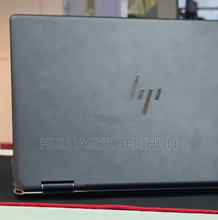 New Laptop HP Spectre 16GB Intel Core i7 SSD 512GB