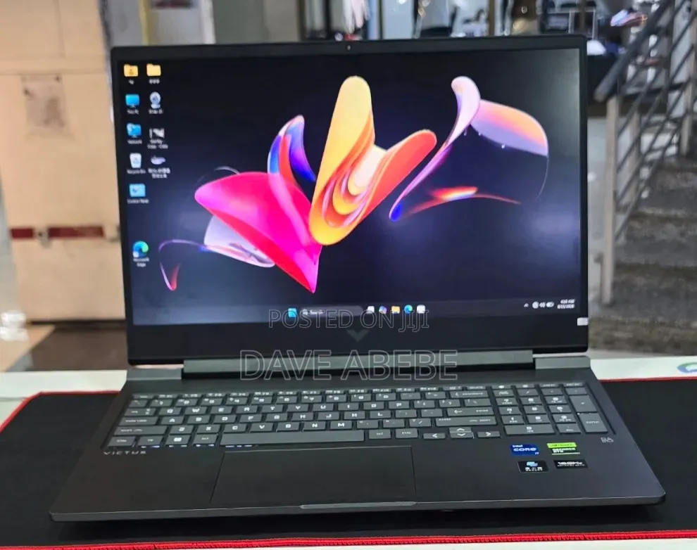 New Laptop HP Victus 16 16GB Intel Core i7 SSD 1T