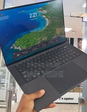 New Laptop Dell Precision 5560 16GB Intel Core i7 SSD 512GB