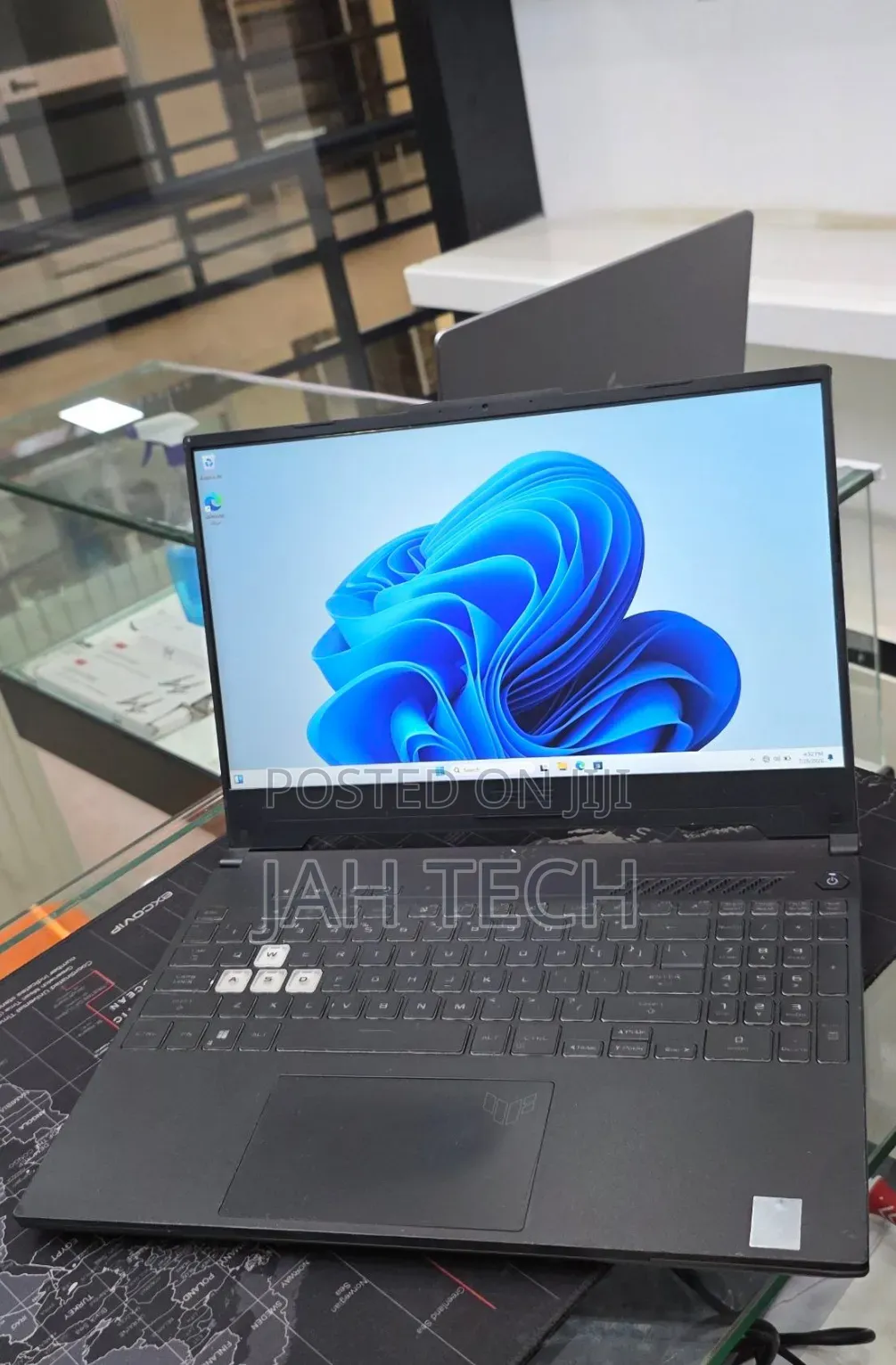 New Laptop Asus TUF Gaming A15 16GB Intel Core i7 SSD 512GB