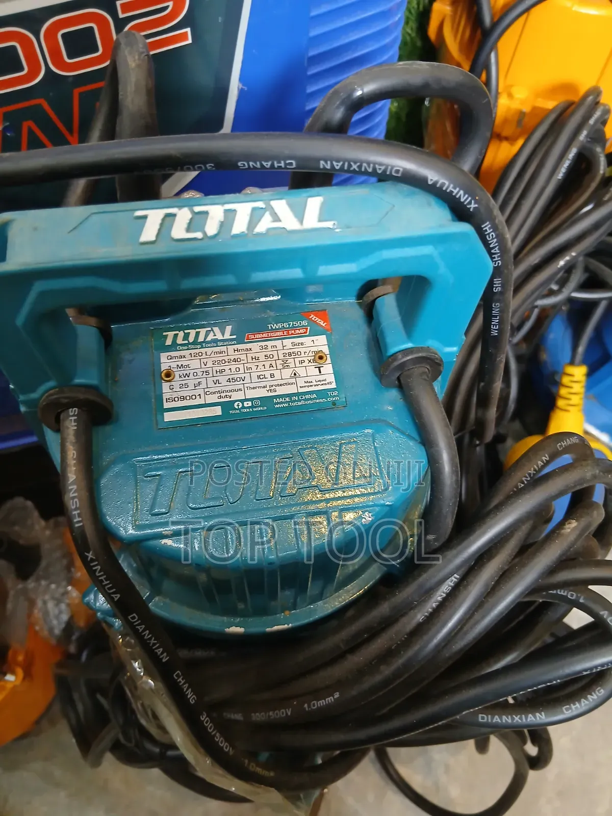 Total TWP67506 Is a 750W (1.0 HP) Submersible Clean Water Pump