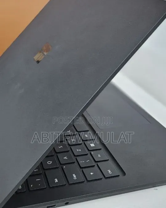 New Laptop Microsoft Surface Laptop 4 16GB Intel Core i7 SSD 512GB