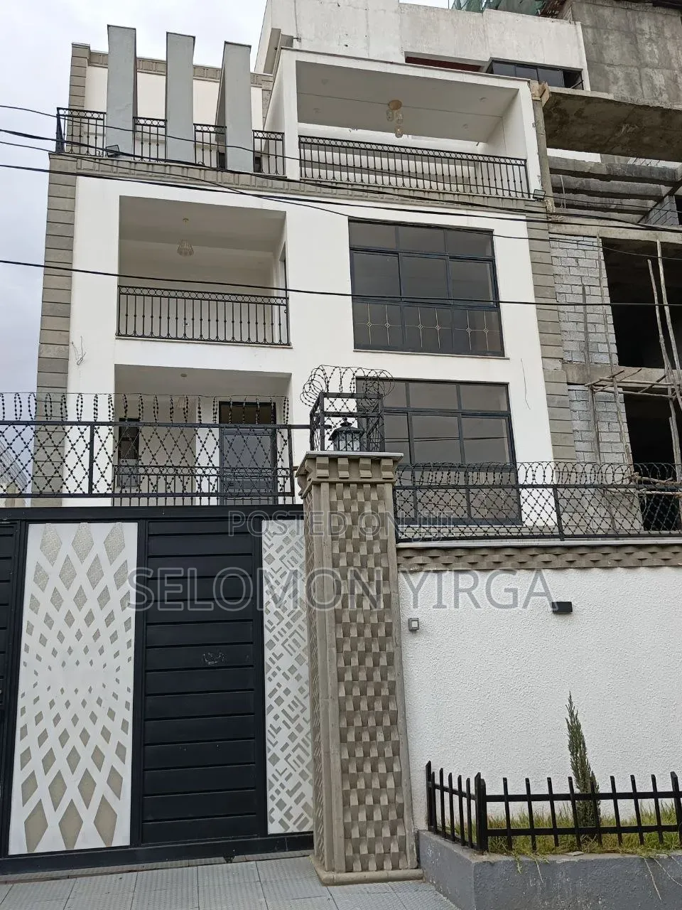 6bdrm House in Adis Ababa, Bole for sale