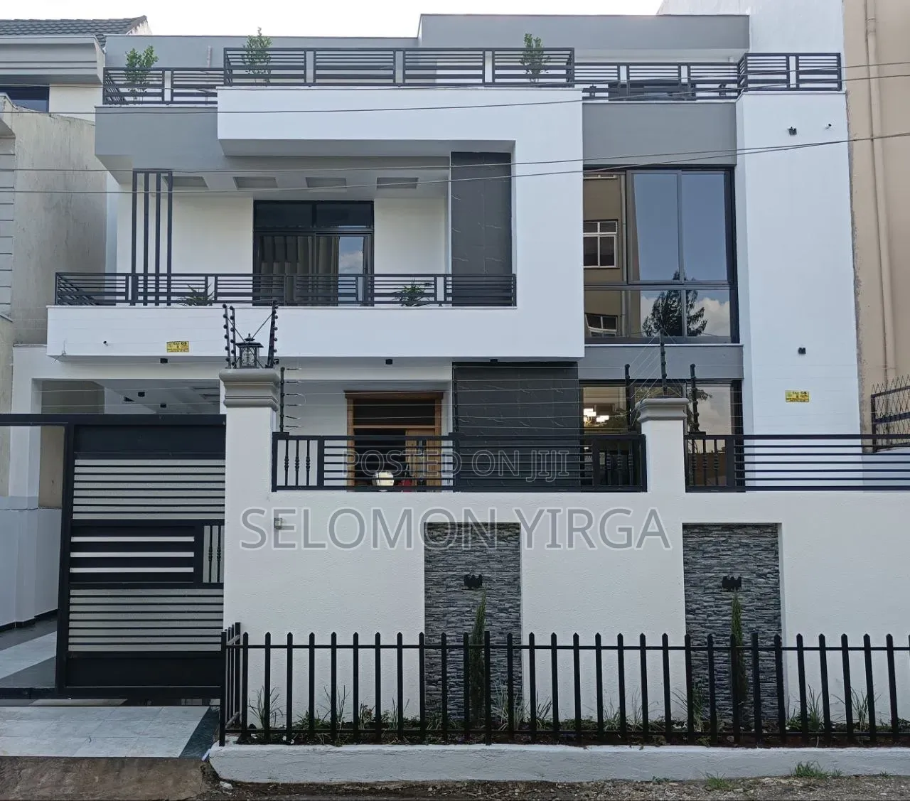 6bdrm House in Adis Ababa, Bole for sale