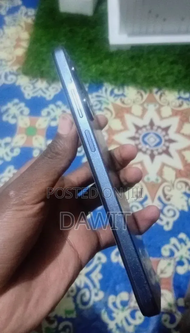 New Infinix Smart 8 128 GB Black