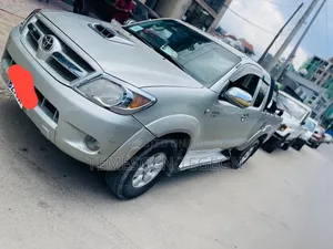 Toyota Hilux 2008 Silver