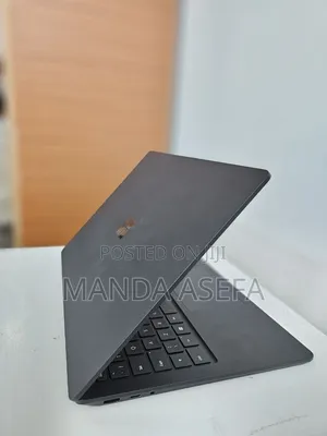 New Laptop Microsoft Surface Laptop 4 16GB Intel Core i7 SSD 512GB