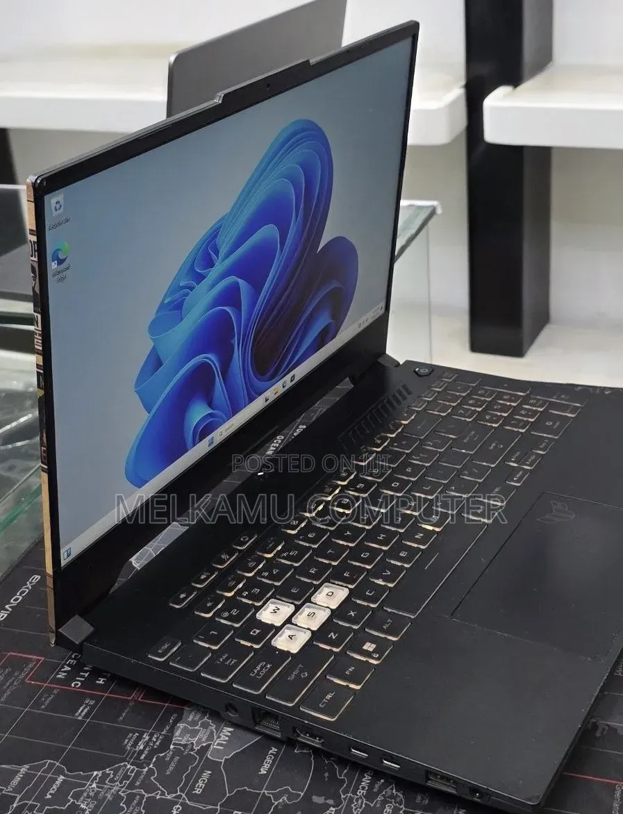 New Laptop Asus TUF Dash F15 16GB Intel Core i7 SSD 512GB