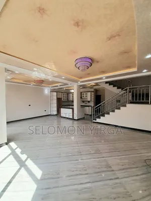 9bdrm House in Adis Ababa, Bole for sale