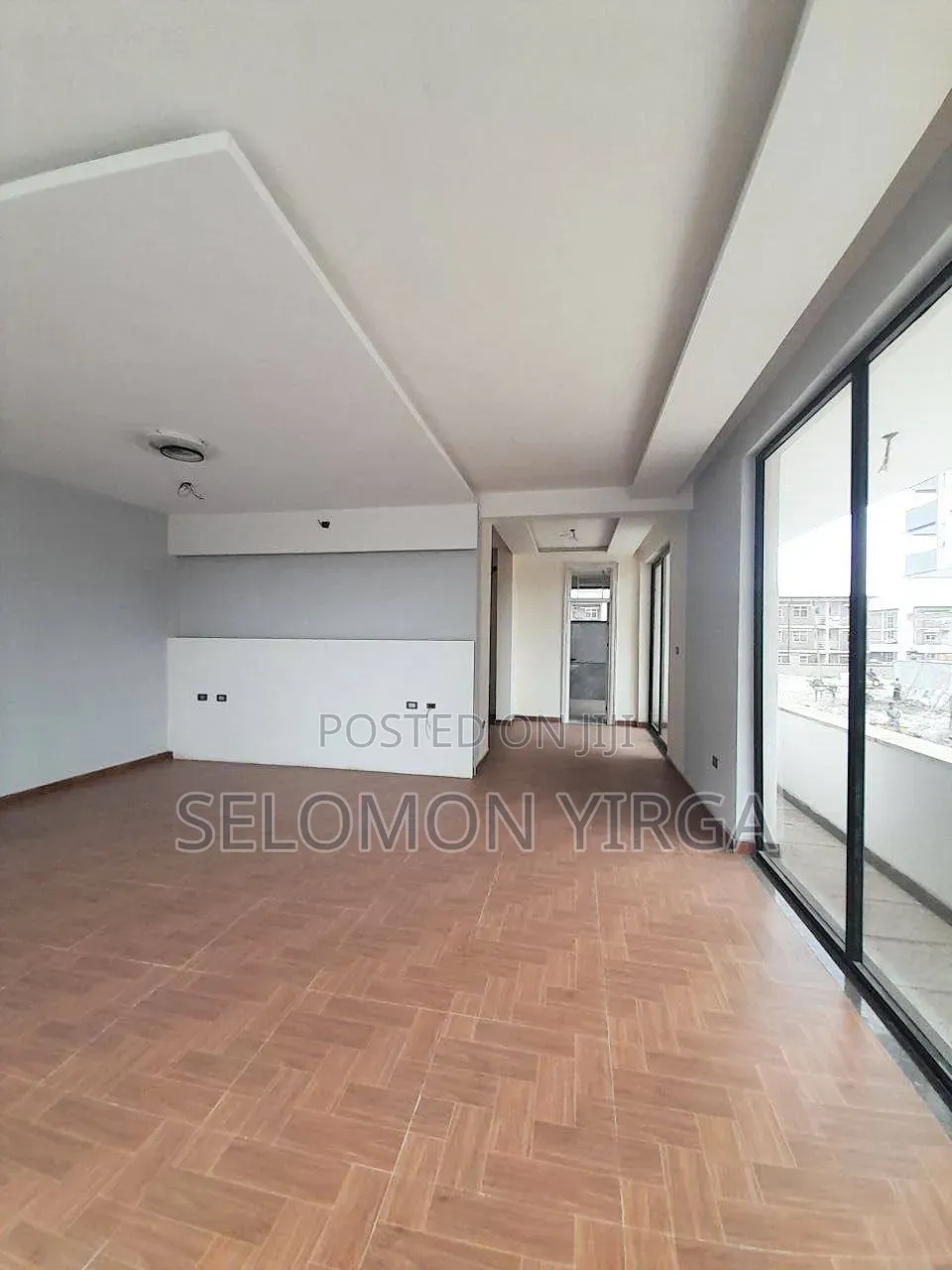 10bdrm House in Adis Ababa, Bole for sale