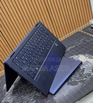 New Laptop HP Dragonfly G2 16GB Intel Core i7 SSD 512GB