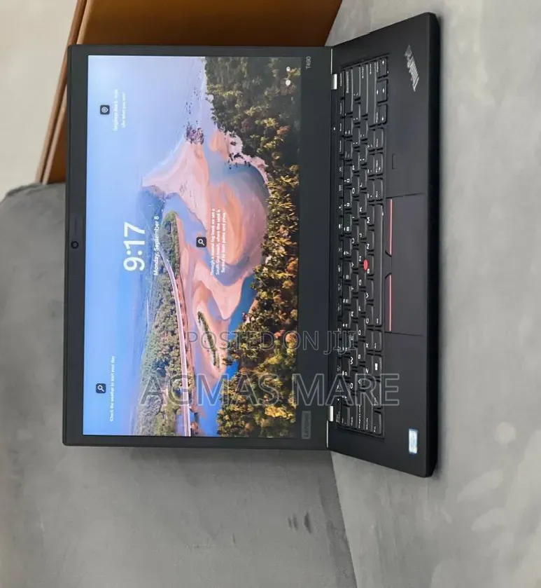 New Laptop Lenovo ThinkPad T490s 16GB Intel Core i7 SSD 512GB