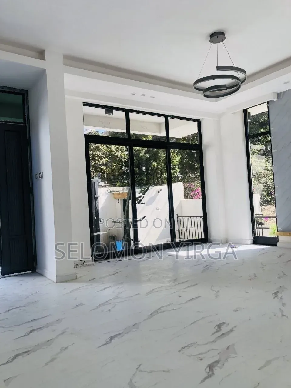 7bdrm House in Adis Ababa, Bole for sale