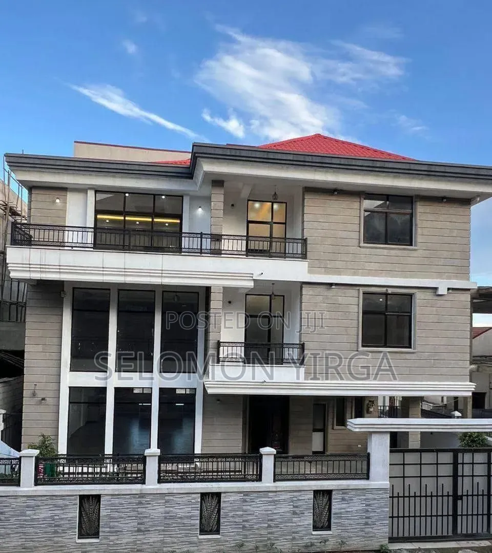 10bdrm House in Adis Ababa, Bole for sale