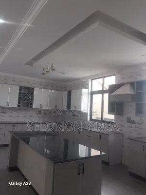 10bdrm House in Adis Ababa, Bole for sale