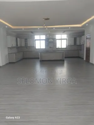 10bdrm House in Adis Ababa, Bole for sale