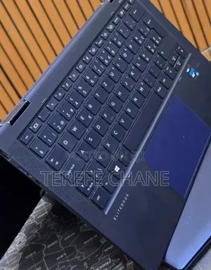 New Laptop HP Dragonfly G2 16GB Intel Core i7 SSD 512GB