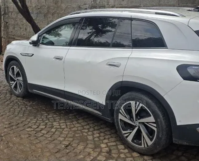 Volkswagen ID.6 2022 White